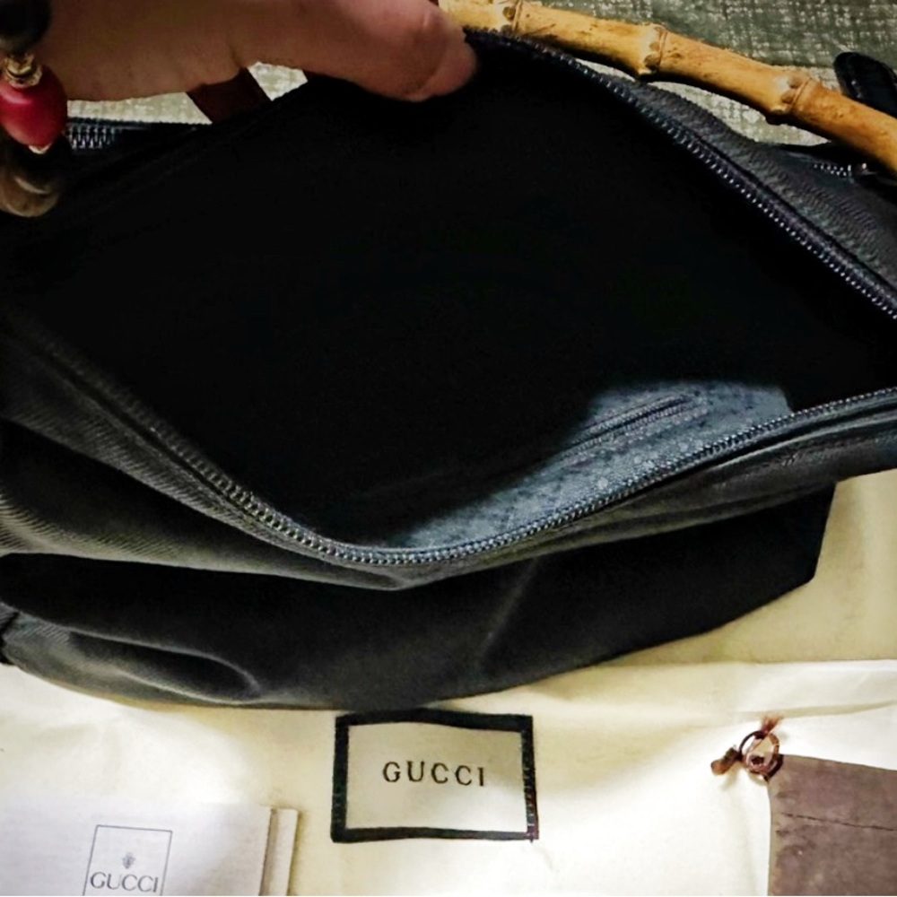 Vintage Gucci soho shoulder bag Black Bag with Bamboo Accent - Picture 13 of 17